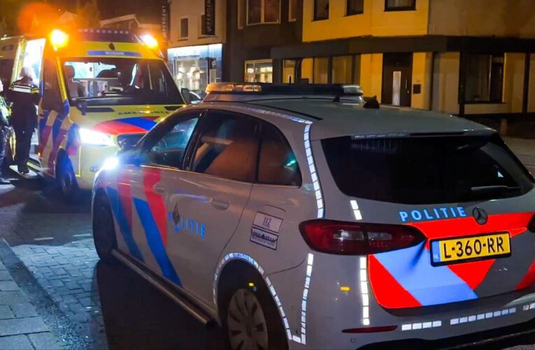 Fietsster gewond bij aanrijding in Enschede, automobilist gaat er vandoor