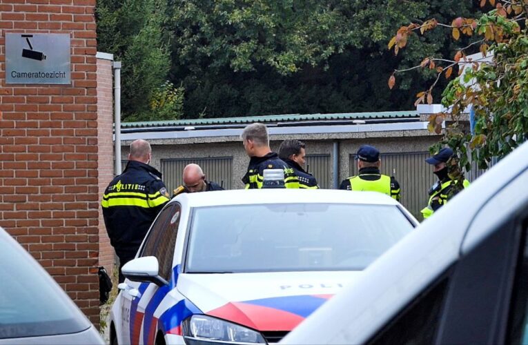 Dienst Speciale Interventies doet inval in Enschede